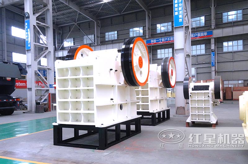 鄂式破碎機排料50-100mm，粒度均勻