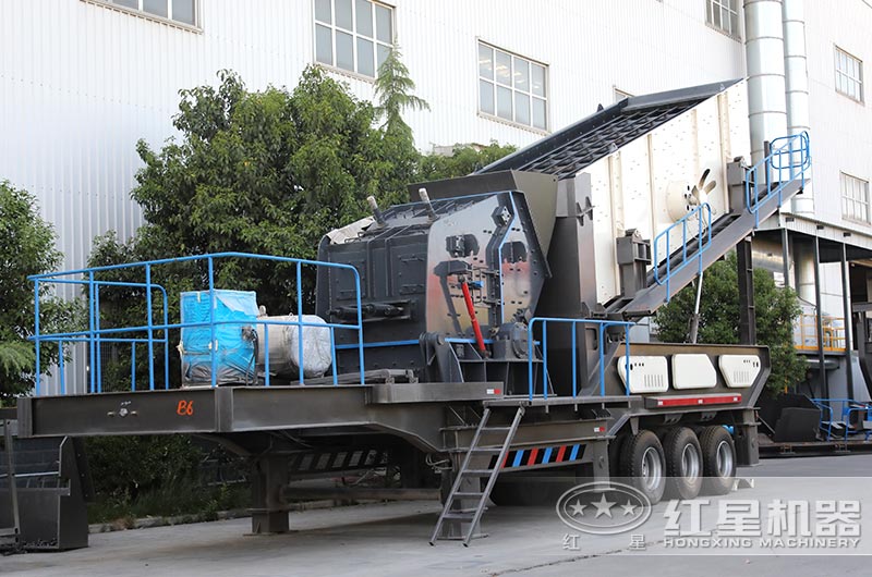 移動石子破碎機一體機_反擊式圖片 移動石子破碎機一體機_反擊式圖片