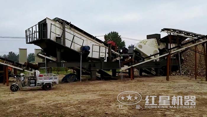 河北重錘破移動破碎站碎煤現場，碎煤簡單，一機搞定